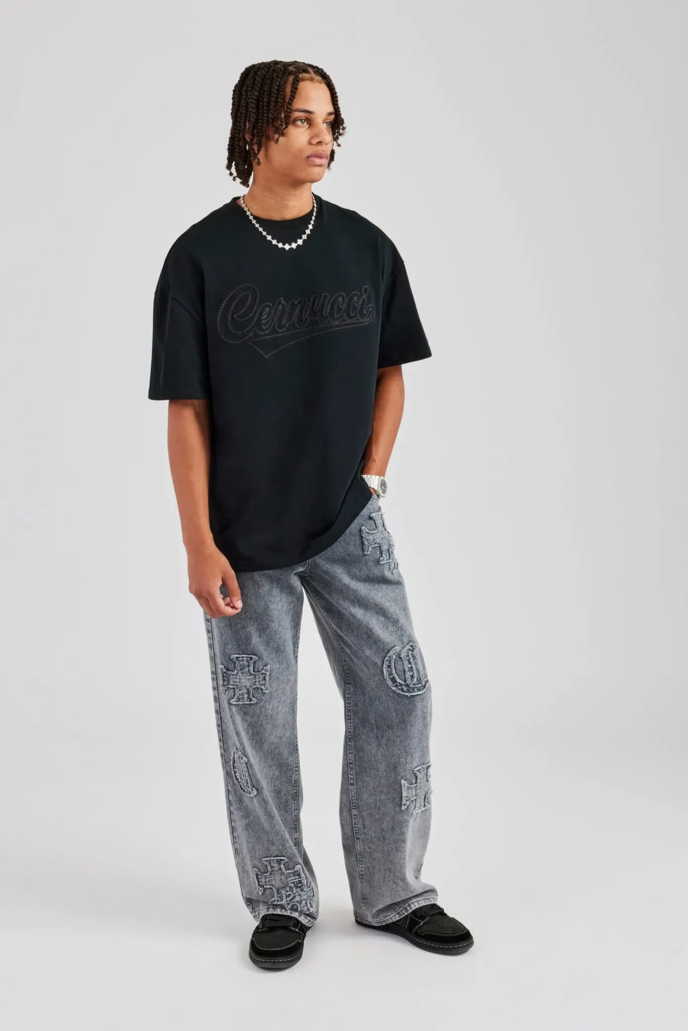 CLO-BOT-DEN Baggy Raw Edge Applique Jeans - Grey