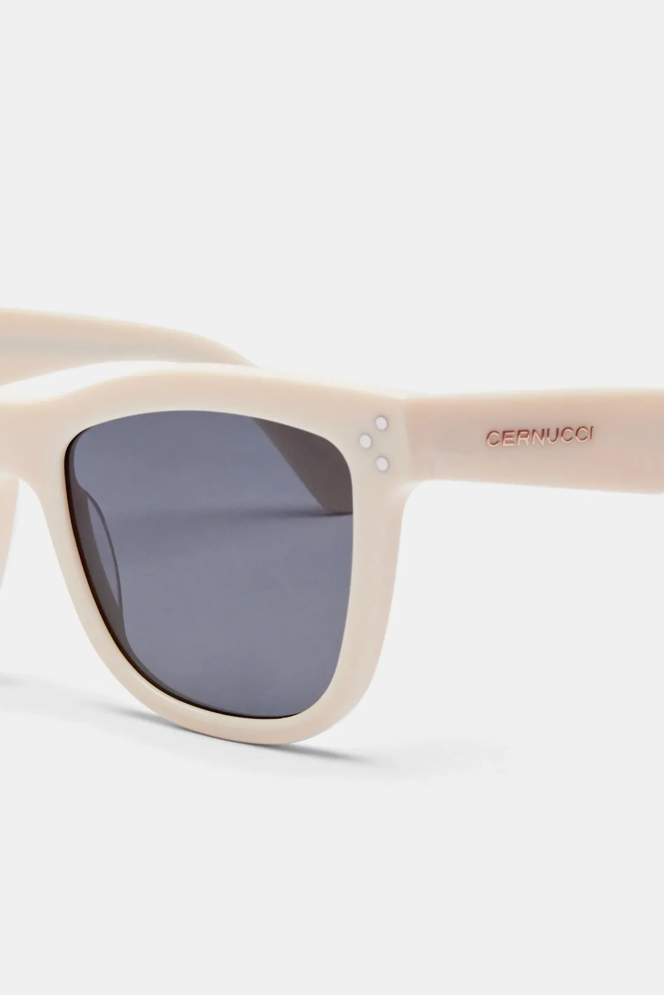Women CLO-ACC Cat Eye Acetate Sunglasses - Ecru