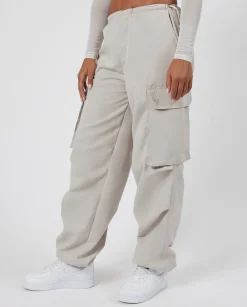 Women CLO-BOT-TRO Cernucci Cargo Parachute Trouser - Stone