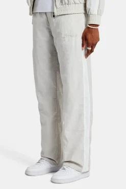 CLO-BOT-TRO Cernucci Panelled Nylon Straight Leg Trouser - Stone