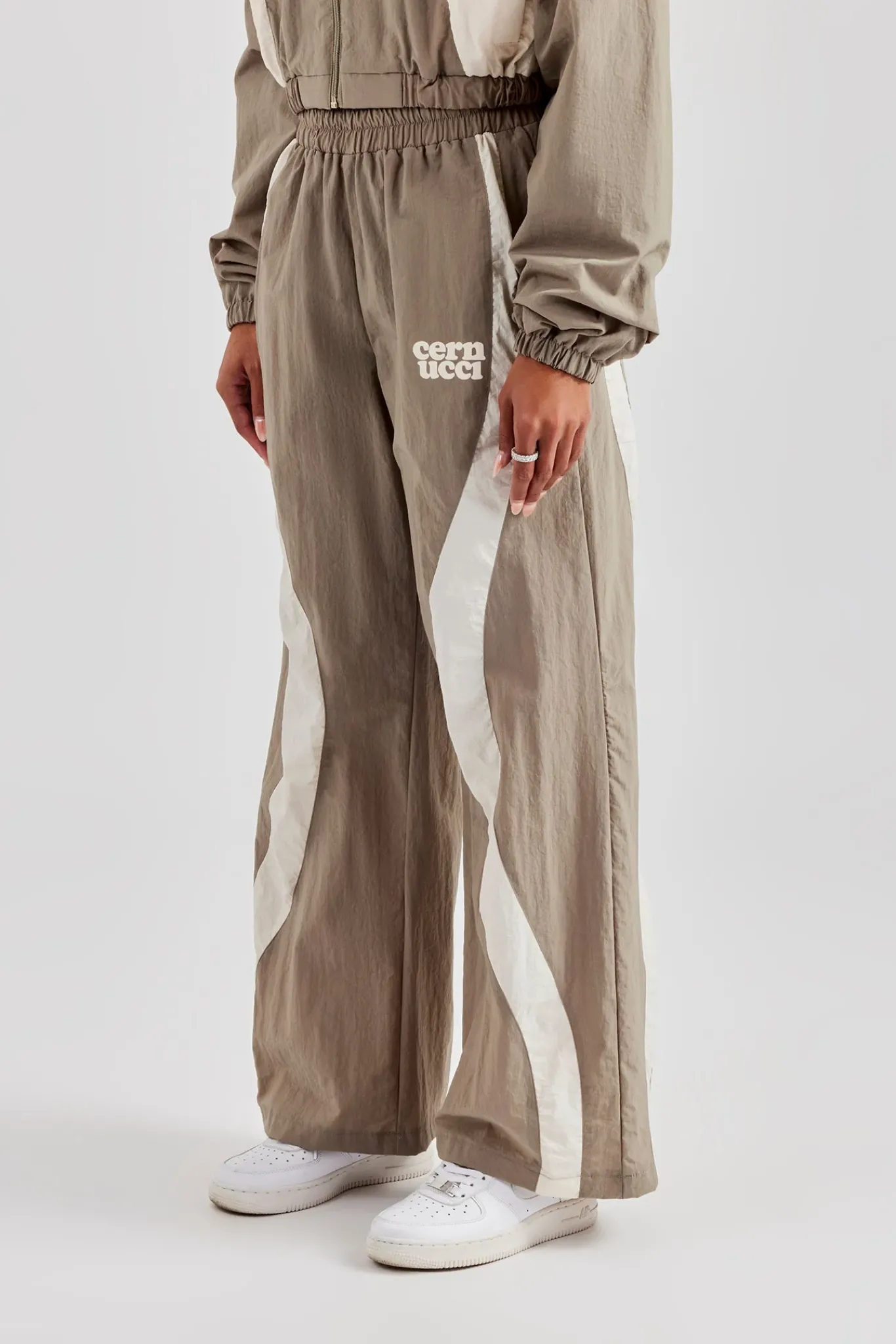 Women CLO-BOT-TRO Contrast Panel Nylon Wide Leg Trouser - Khaki