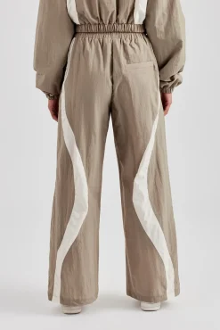 Women CLO-BOT-TRO Contrast Panel Nylon Wide Leg Trouser - Khaki