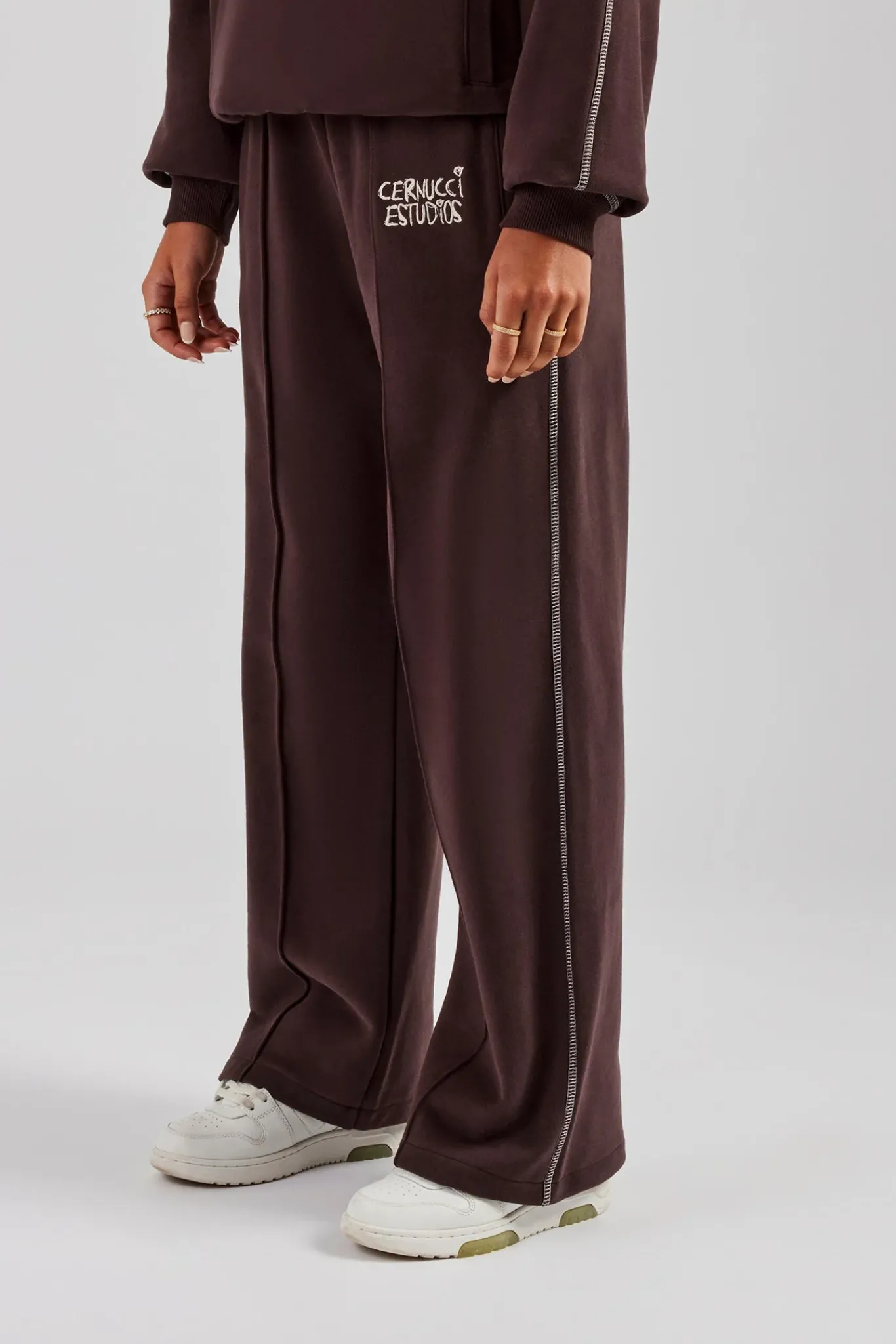 Women CLO-BOT-TRO Contrast Stitch Pearl Jogger - Chocolate