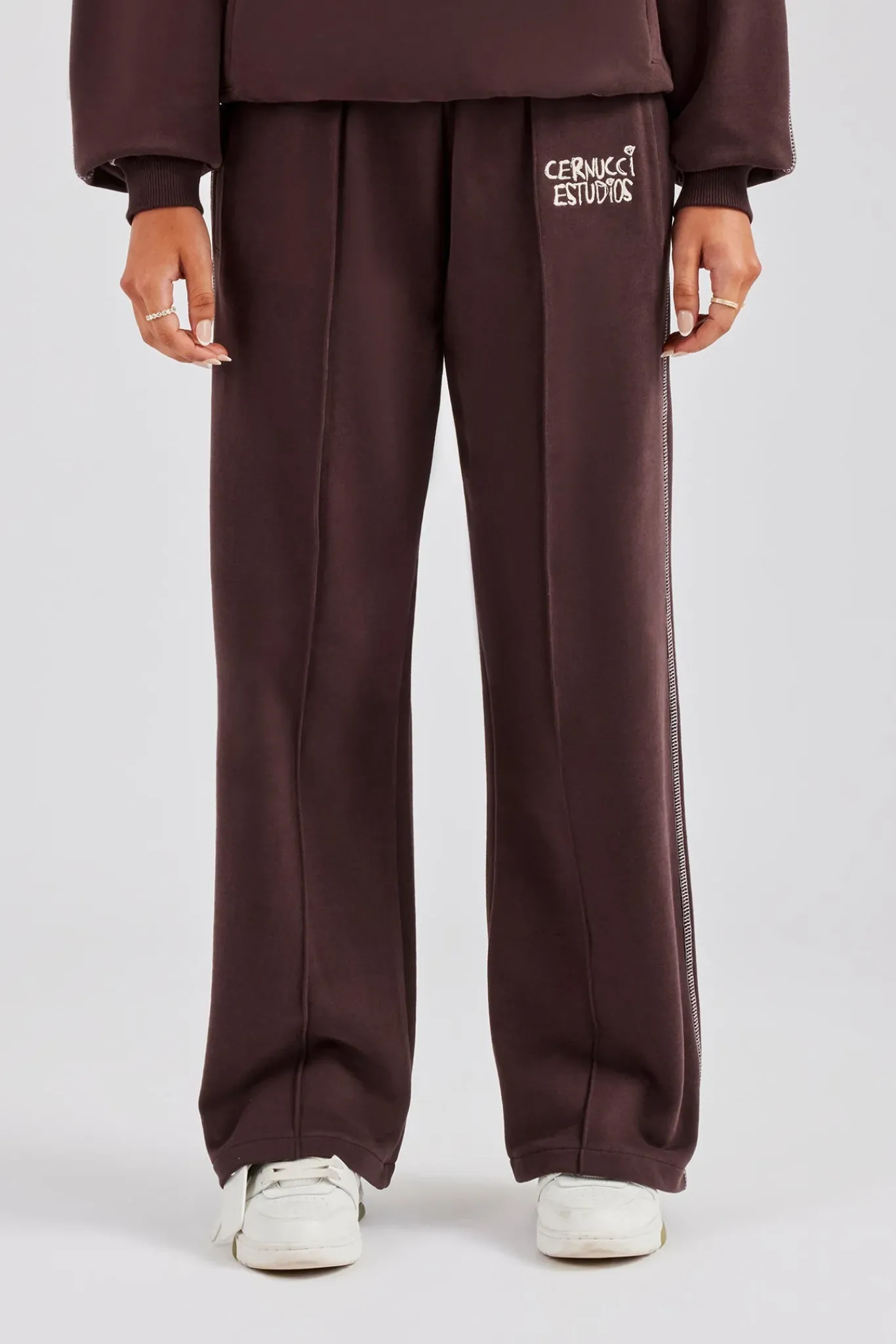 Women CLO-BOT-TRO Contrast Stitch Pearl Jogger - Chocolate