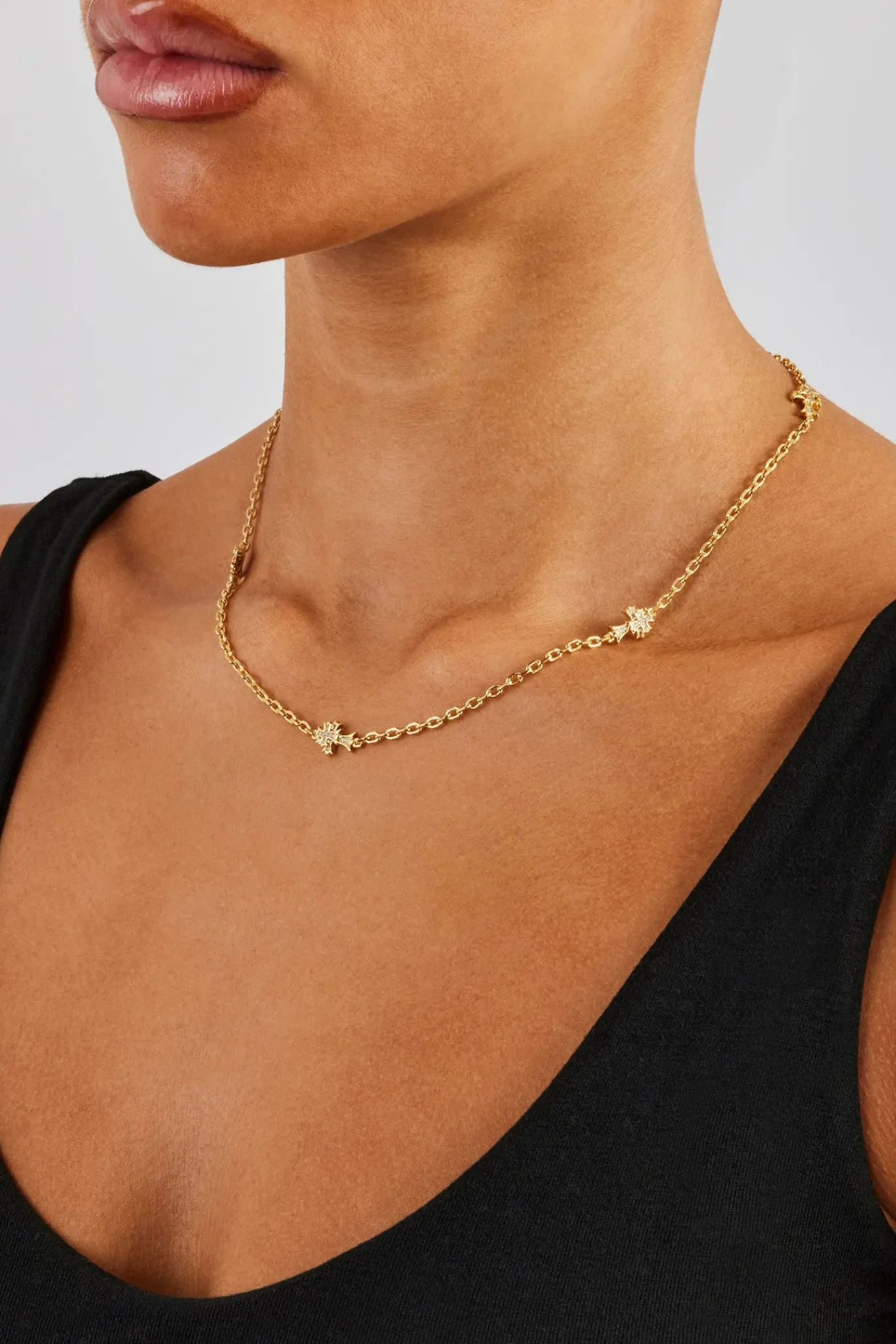 Women JWL-CHN Cross Thin Link Chain - 2.5mm - Gold