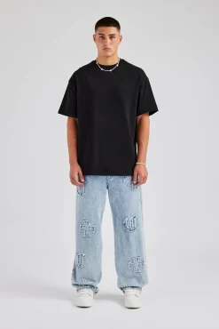 CLO-TOP-TEE Est 17 Back Graphic Oversized T-Shirt - Black