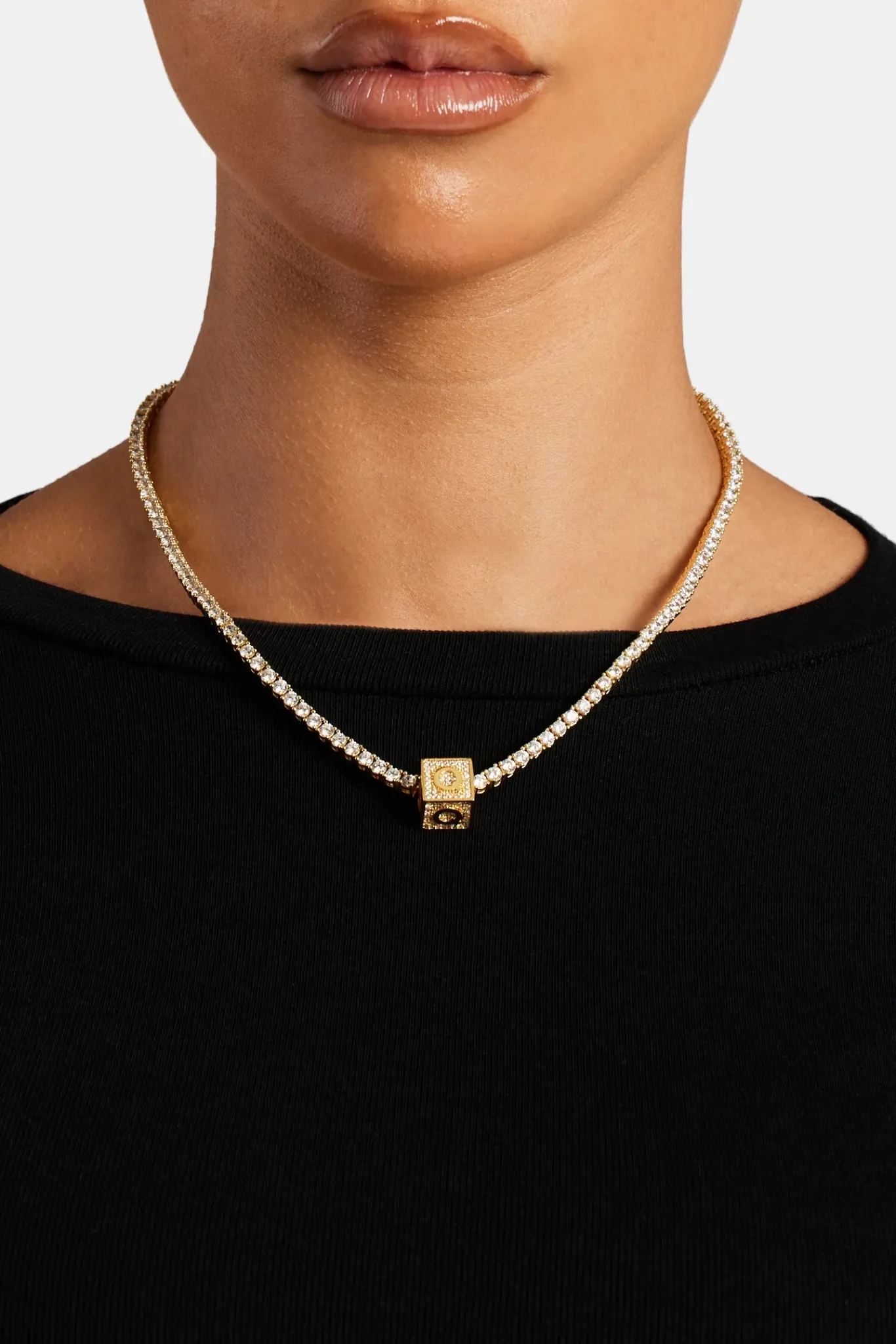 Women JWL-PEND Gold Plated Iced Q Letter Block Pendant