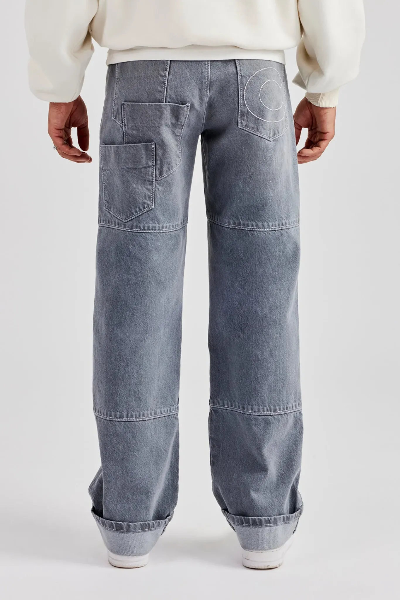 CLO-BOT-DEN Mens Relaxed Turn Up Denim Jean - Washed Grey