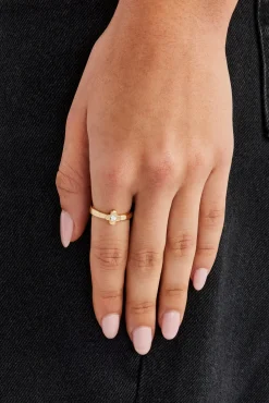 Women JWL-RNG 8mm Polished CZ Motif Ring