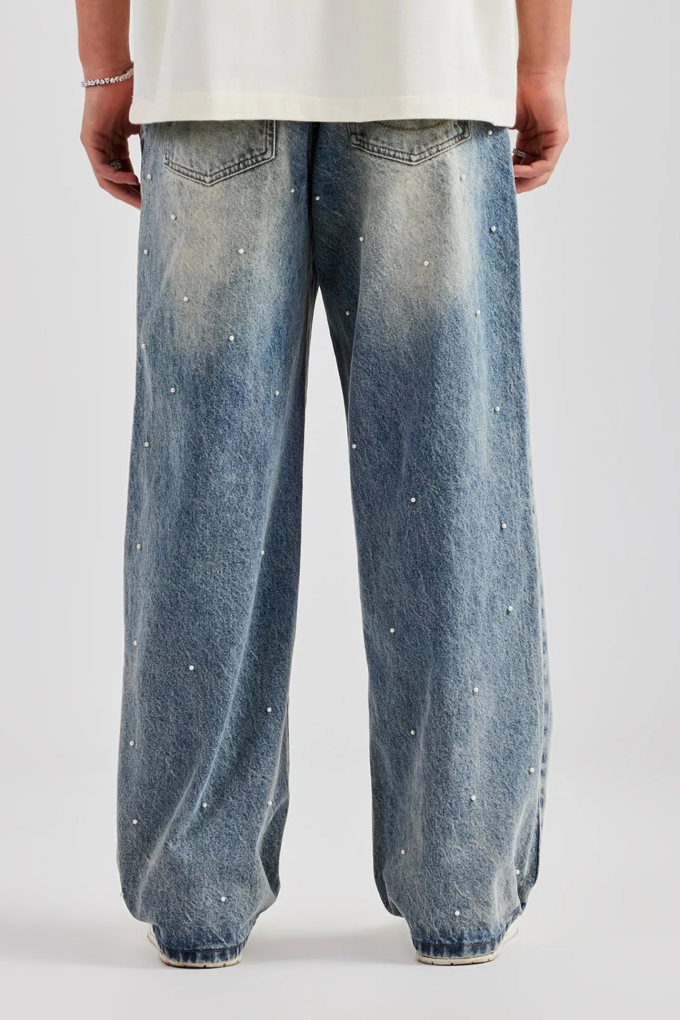 CLO-BOT-DEN Pearl Detail Baggy Jean- Antique Wash