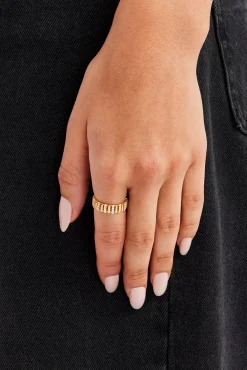 Women JWL-RNG Polished Iced Panelled Ring - 6mm - Gold
