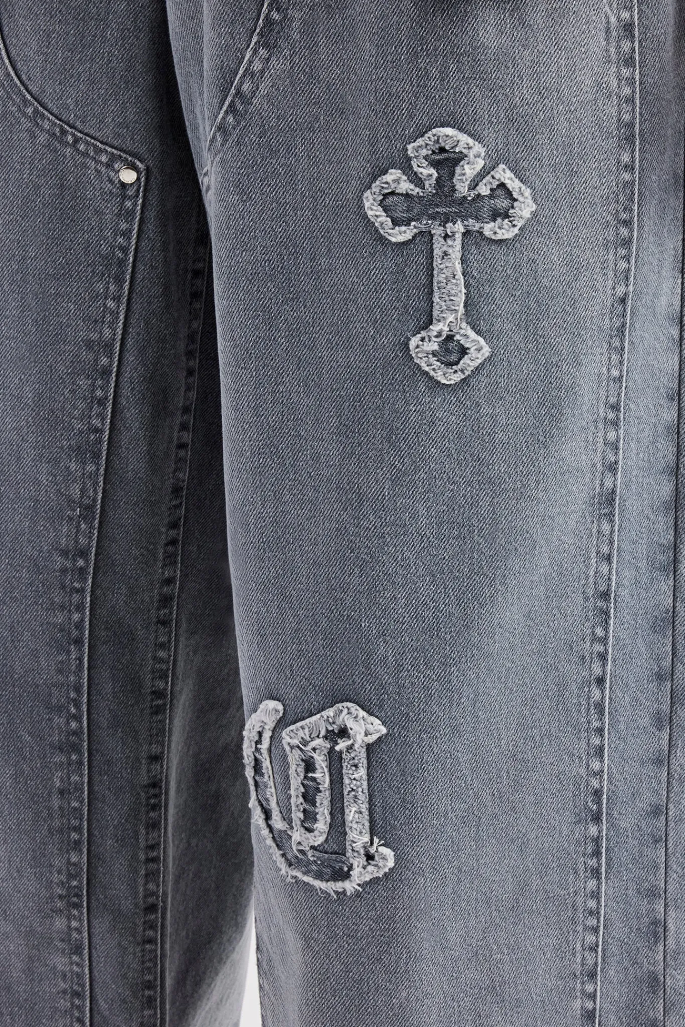 CLO-BOT-DEN Raw Edge Applique Carpenter Denim Jeans - Washed Grey