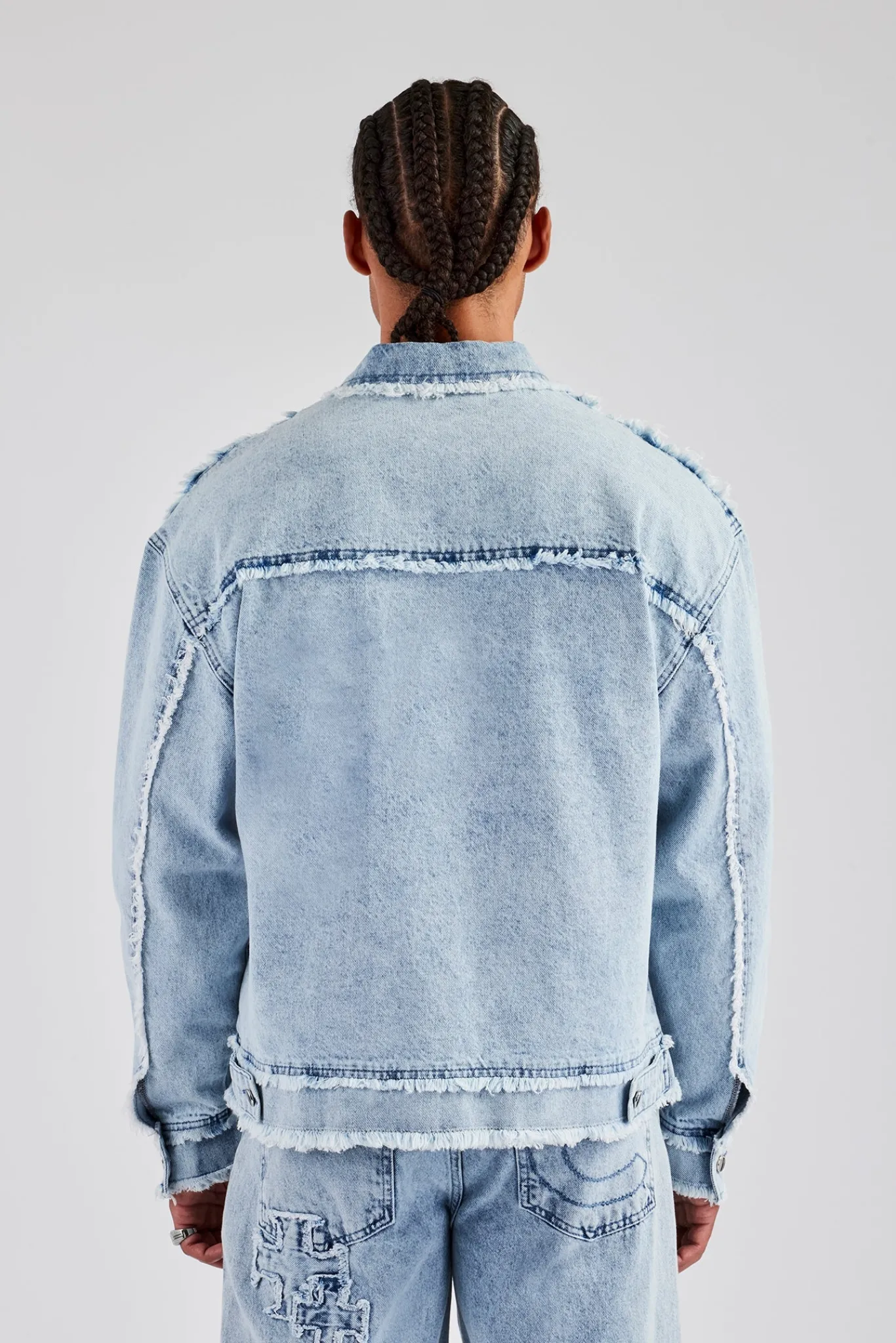 CLO-TOP-OUT-DEN Raw Edge Denim Jacket - Iced Blue
