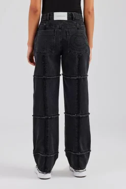 Women CLO-BOT-DEN Relaxed Square Raw Edge Jean - Washed Black