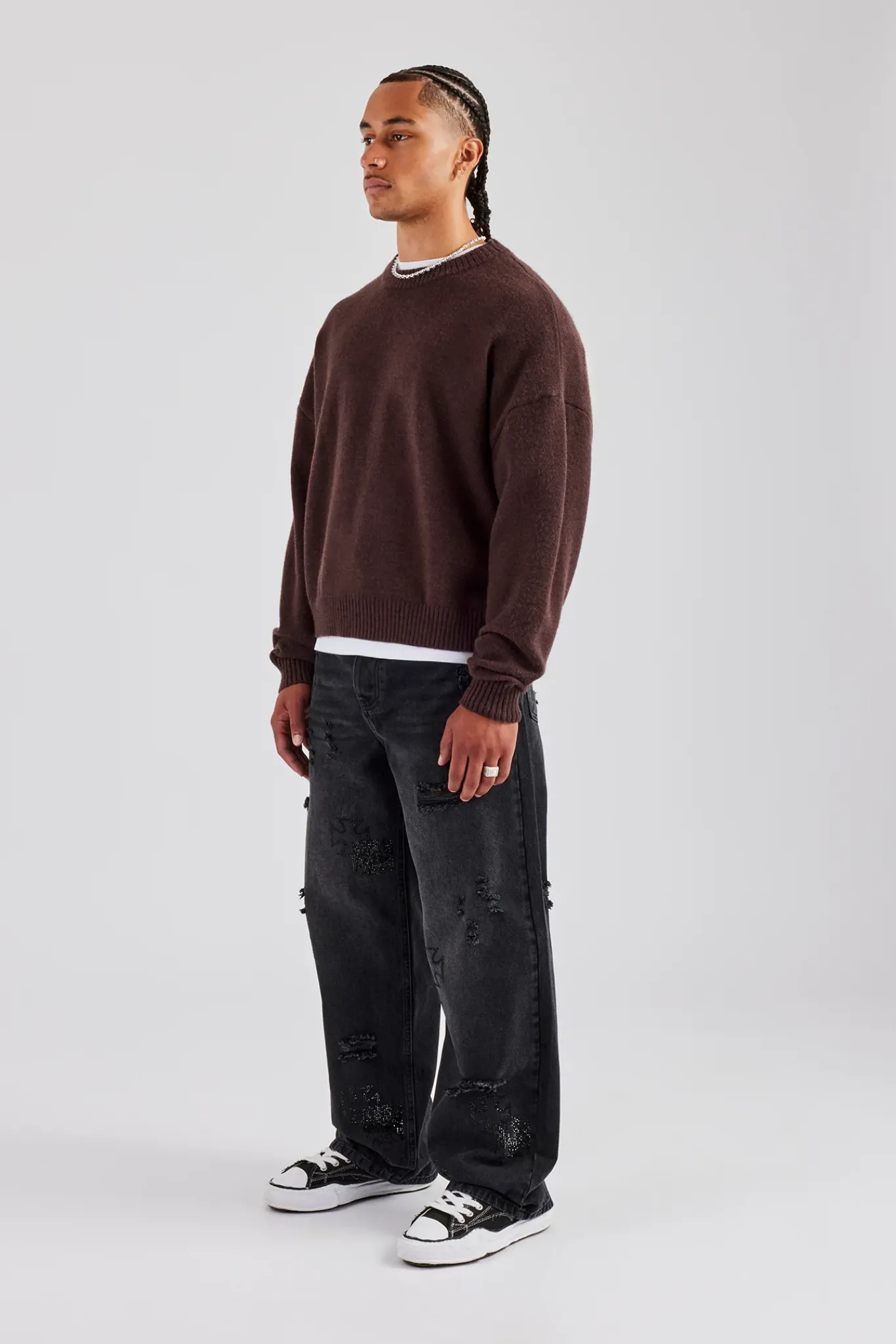 CLO-BOT-DEN Rhinestone Motif Baggy Jean
