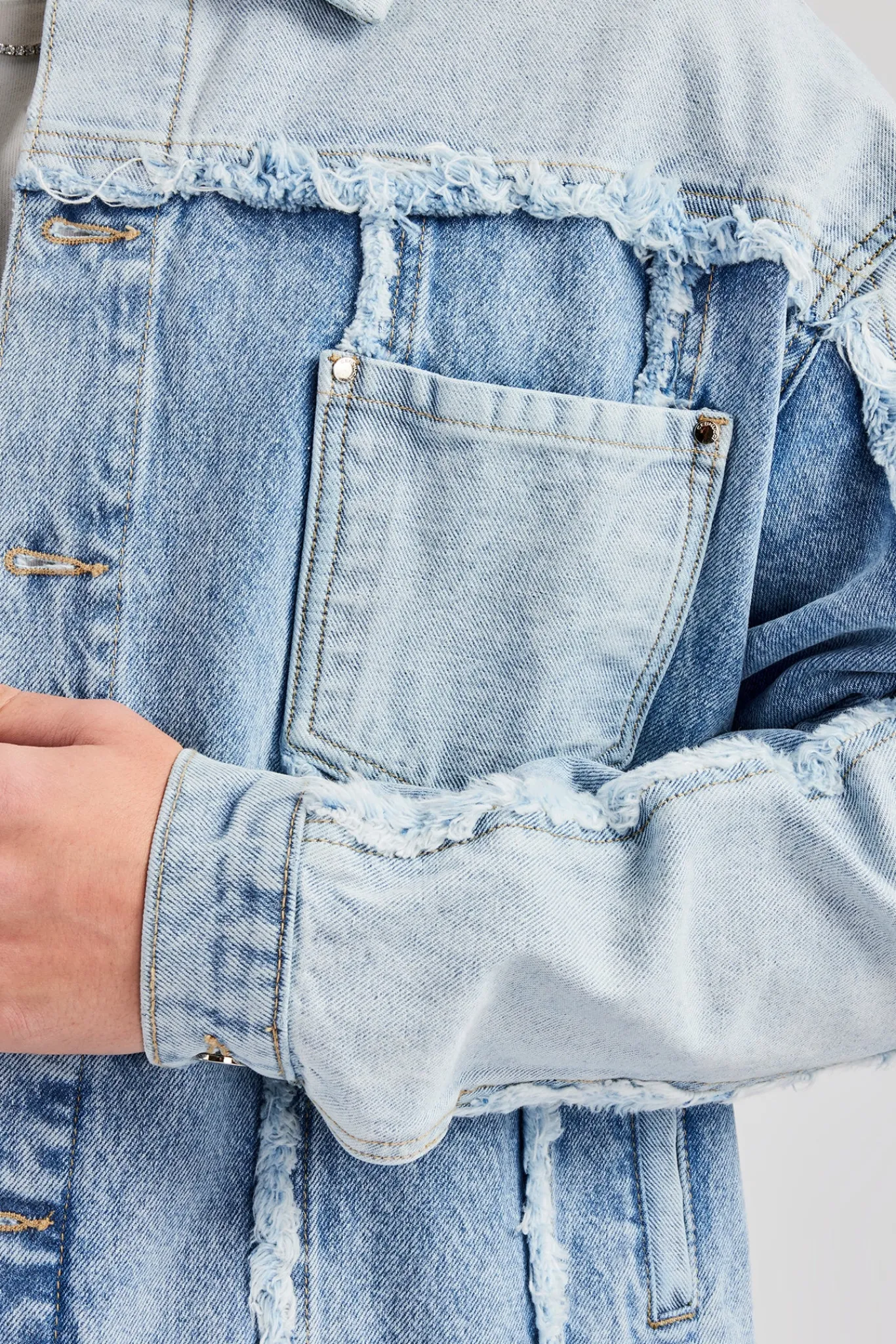 CLO-TOP-OUT-DEN Two Tone Distressed Denim Jacket- Light Blue