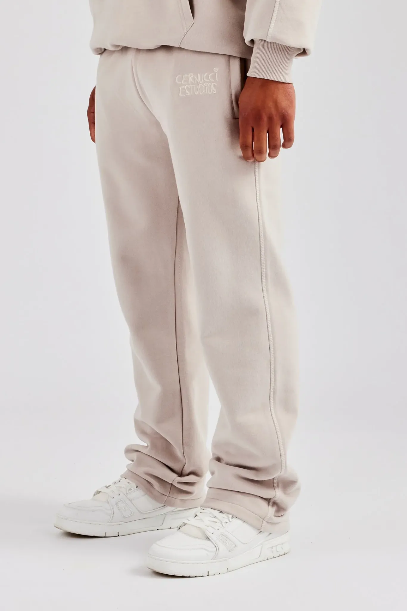 CLO-BOT-TRO Washed Contrast Stitch Pearl Jogger - Stone