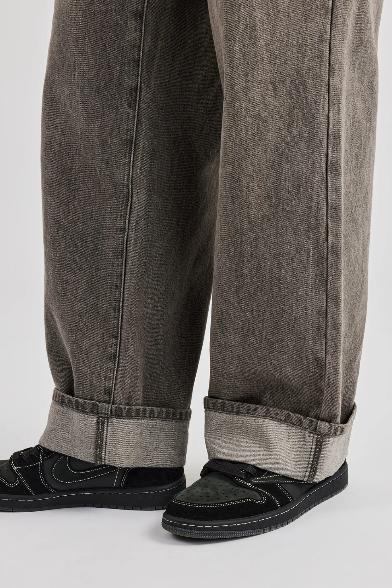 CLO-BOT-DEN Washed Turn Up Baggy Jean - Washed Grey